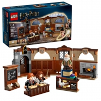 LEGO Harry Potter Hogwarts Castle - Charms Class (76442)