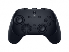 Razer Wolverine V3 Pro 8K črn (RZ06-05540100-R3M1)